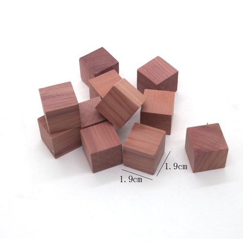 20 Pieces Cedar Blocks Square Cedar Planks Chips Wooden Cedars Cube Space Storage Accessories for Clothes Storage