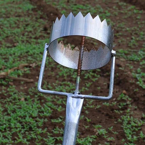 Agriculture Plastic Mulch Film Punch Hole Tool with Retractable Handle,Multipurpose Bulb Planter Sod Remover,Mulch Film Digging Holes for Greenhouse Planting, Lawn Care and Garden Work