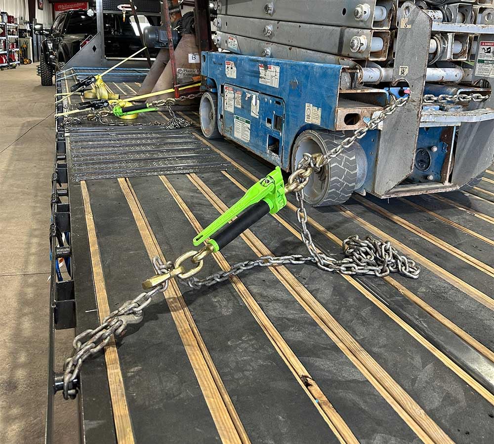 Mytee Products 4 Pack 5/16" - 3/8" Hi-Viz Green Heavy Duty Folding Handle Ratchet Load Binder w/Grab Hook 7,100 lbs WLL | Tie Down Hauling Chain Binders for Flatbed Truck Trailer