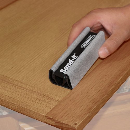 Milescraft 1622 – Sand-It Multi-Surface Sanding Block. Sand Flat, Concave, Convex & Round Surfaces or Fit into Tight Spaces. Accepts any ¼ Sheet of Sand Paper. 150 Grit Sand Paper Included
