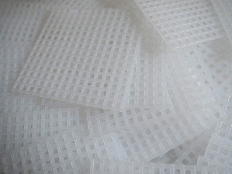 Grow A Bonsai Tree 50 Count 2x2 Inch Rigid Bonsai and Flower Pot Drainage Mesh Screens