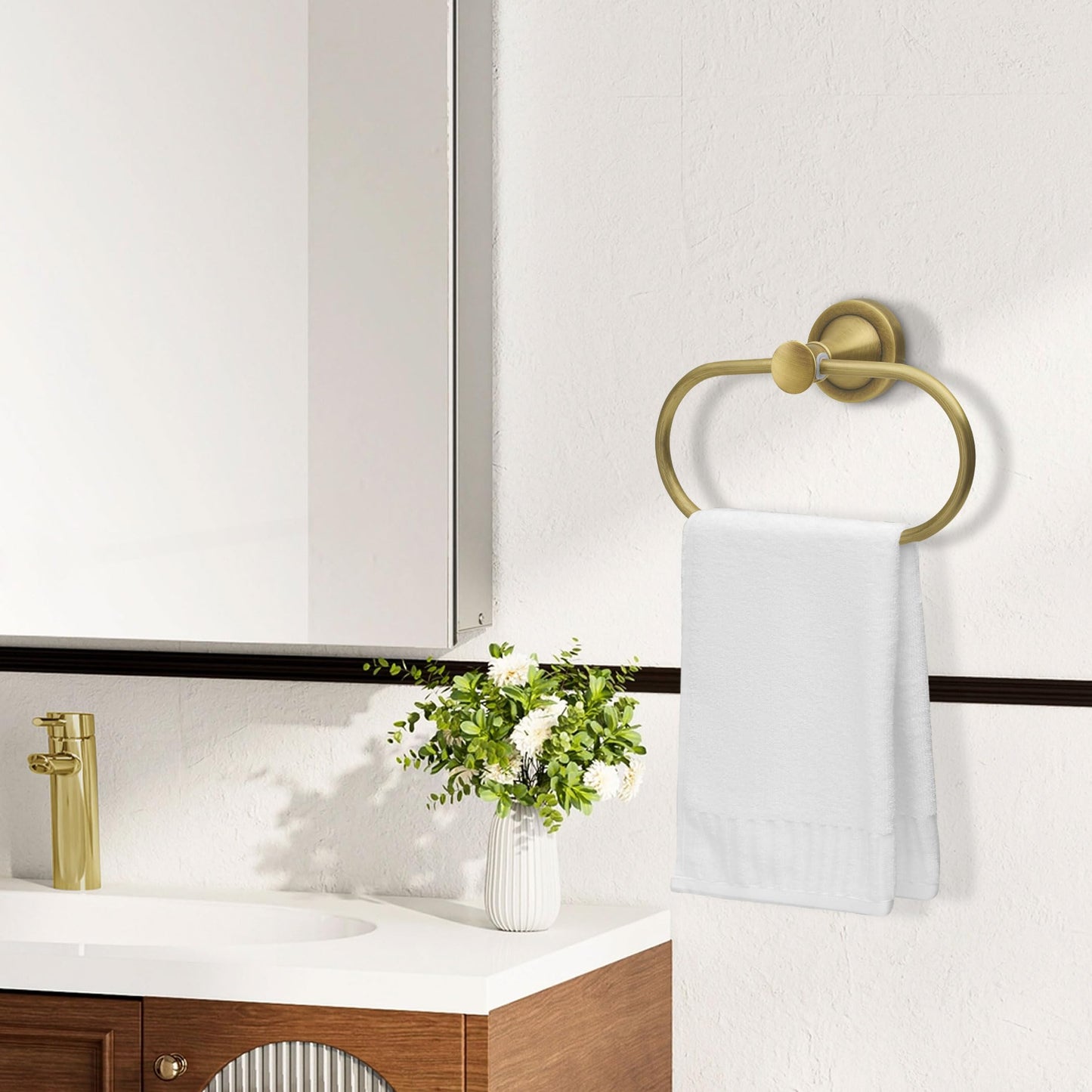 BRASEEY Brass Bathroom Hand Towel Holder, Antique Brass Towel Ring Holder, Wall Mounted Oval Towel Rack Hanger Home Half Round Bathroom Hardware Accessory Modern