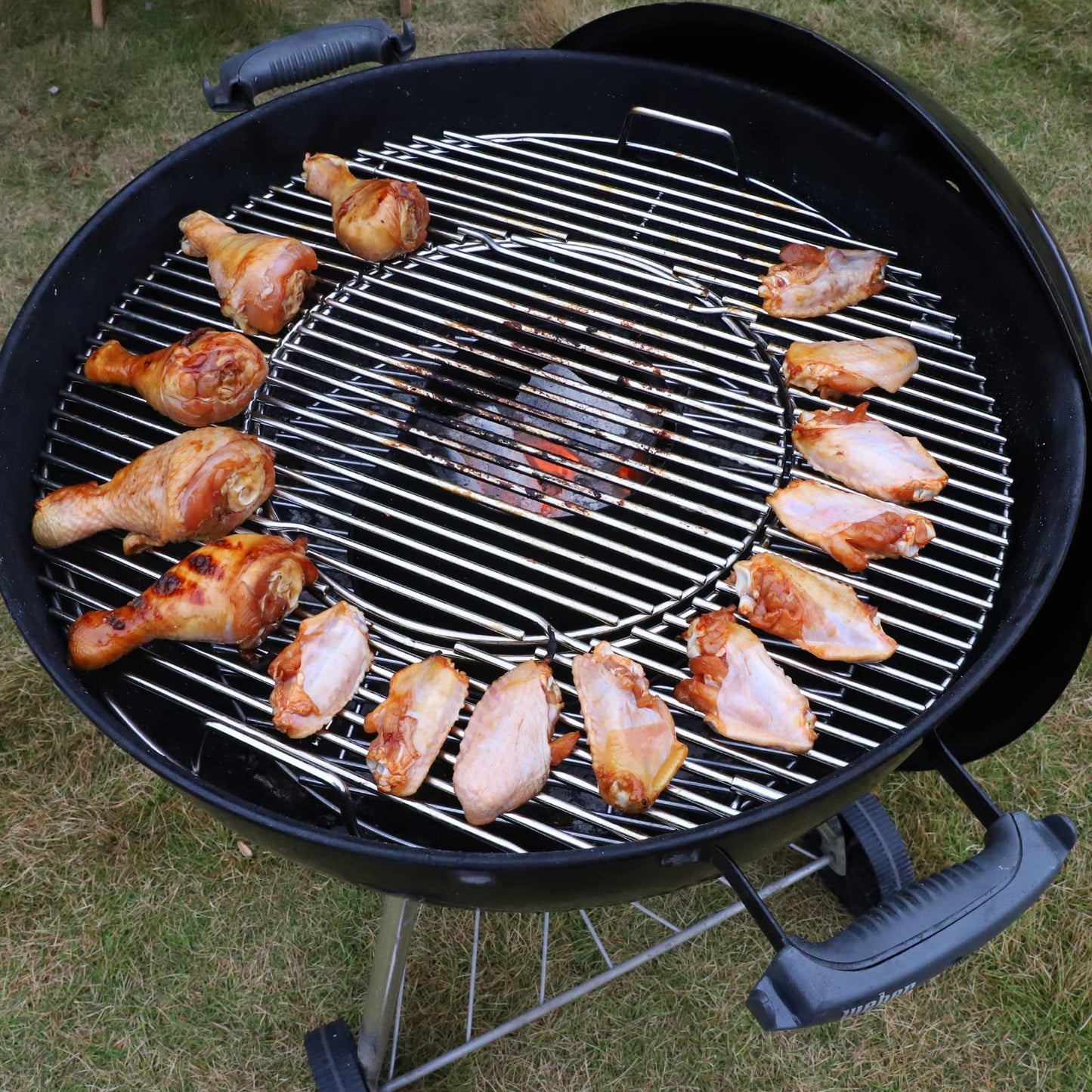 Stainless Steel Hinged Cooking Grate Replacement Gourmet BBQ System for Weber 22in Kettle Charcoal Grills with Cast Iron Grate Lifter,21.5 Grill Grate Works on Weber 8835,Recteq Bullseye,Barrel Grills