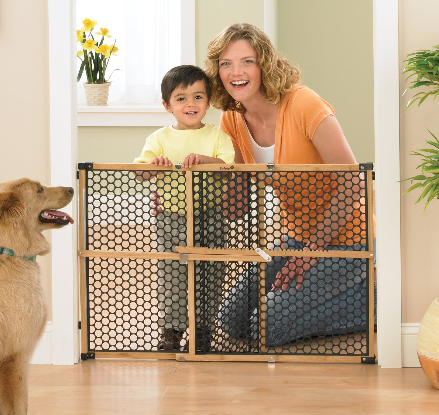 Safety 1st Bamboo Baby Gate for Doorways, No Drill Gate with Door, Dog Gates, Fits 28"-42", 24" High, Bamboo and Black
