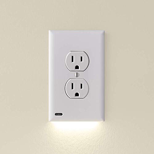 SnapPower GuideLight Duplex Outlet Cover with LED Night Light - White - Auto On/Off Sensor