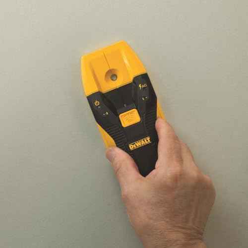 DEWALT Stud Finder, 3/4¡±, Locate Framing Studs Efficiently with LED Arrows, Ideal for Wood and Metal, AAA Batteries Included (DW0100)