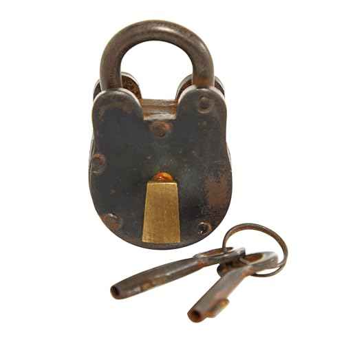 Deco 79 Brass Metal Lock And Key, 2" x 3" x 2", Gray