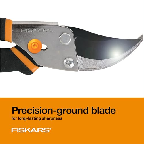Fiskars Bypass Pruning Shears - Garden Clippers for Live Plant Cutting, 5/8" Capacity