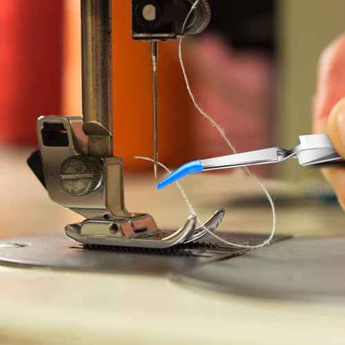 6 Pieces Tweezers with Rubber Tips Rubber Tipped Tweezer Cross Lock PVC Coated Tweezers Craft Jewelry Anti Scratch Long for Crafting Beads Jewelry Stamps Succulents Pet(Blue)