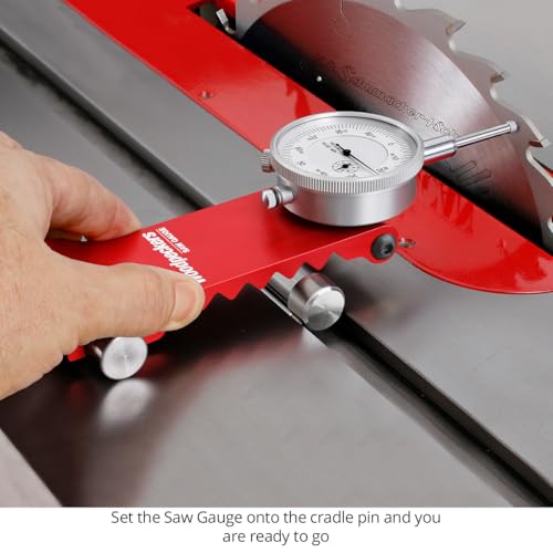 Woodpeckers Table Saw Gauge with Dial Indicator – Auto-Adjusts to Miter Slot, Case Included