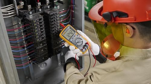 Fluke 17B+ Digital Multimeter with Temperature, Voltage, and Current Testing