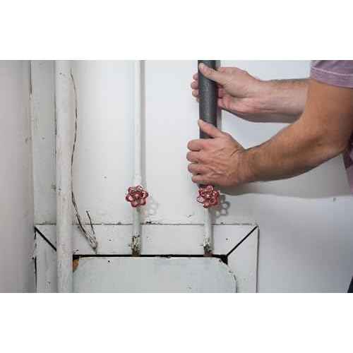 Duck Brand Foam Pipe Covers, Pipe Insulation Foam Tubes for Hot and Cold Water Pipes, Pre Slit and Self Sealing Adhesive Edge, 0.75 in. x 1 Ft., 6 Sticks Per Package, 6 Feet Total, Black