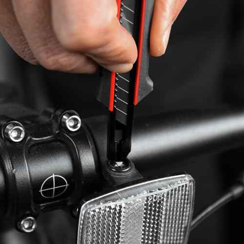 HAUTMEC 9mm Precision Utility Knife, Soft Grip Snap-off Box Cutter, Retractable 9mm Multi-Purpose Cutter for Detailed Cutting in Work, Home Use and Arts Crafts HT0255-KN