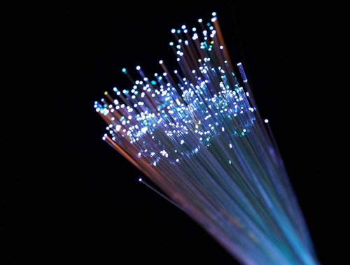 AKEPO PMMA END Glow Fiber Optic Light Cable 100pcs Ф0.03in(0.75mm) 6.5ft/2m for LED Star Ceiling Sky Light Kit and Fibre Optical Lighting Decoration (Without Light Source)