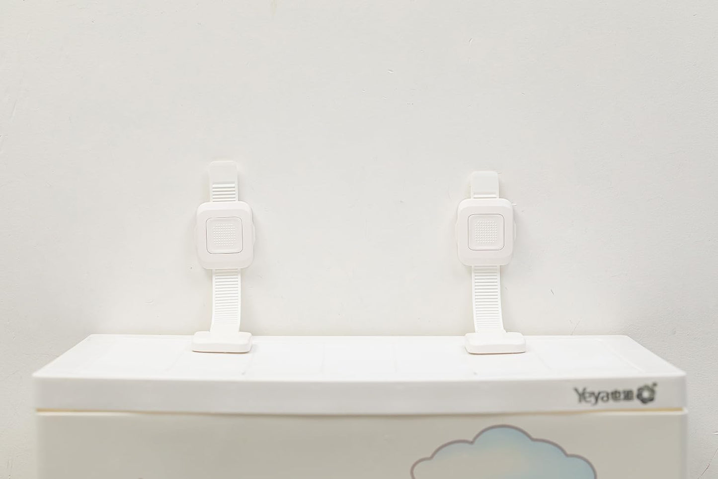 YEYA Upgraded No Drill Furniture Anchors for Baby Proofing, Anti-Tip Adjustable Straps, 4 Pack