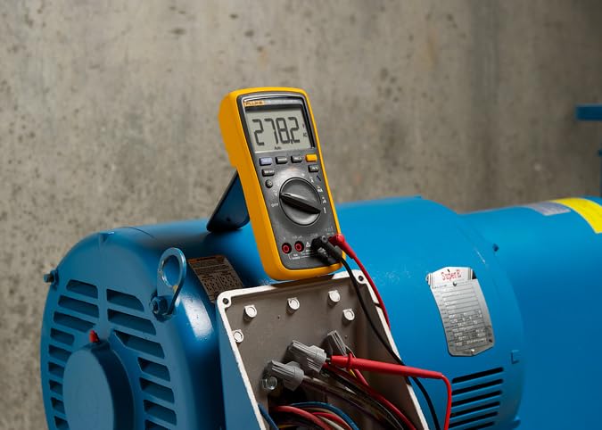 Fluke 17B+ Digital Multimeter with Temperature, Voltage, and Current Testing