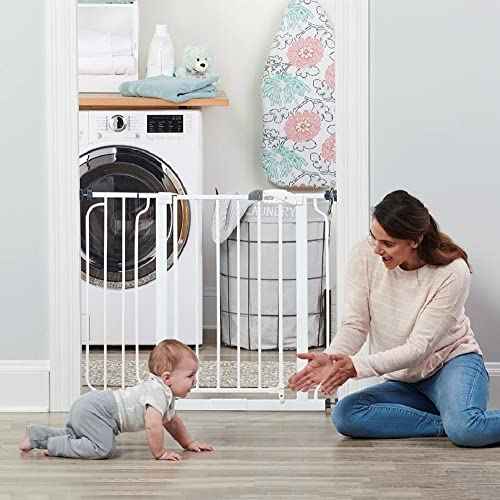Regalo 38.5-Inch Extra Wide Baby Gate ? Pressure Mount Baby and Pet Safety Gate for Bottom of Stairs & Doorways ? Tested and Trusted, American Designed, American Owned
