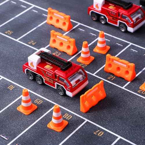 48Pcs Mini Plastic Traffic Cones, Miniature Fence Barricade Signs, Construction Road Cone Toy Set, Barricade Toy Model Mini Stop Signs for Construction Theme Party Favors