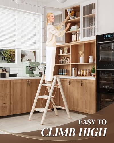 GameGem Cream Chocolate 3-Step Foldable Aluminum Ladder with Anti-Slip Pedals