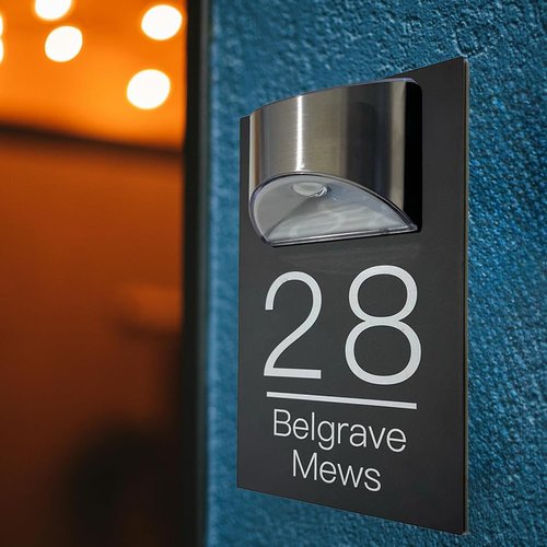 Custom House Number Sign with Solar Light – Personalized Door Plaque with Modern Design – Waterproof Outdoor Address Sign for Home, Yard, Porch