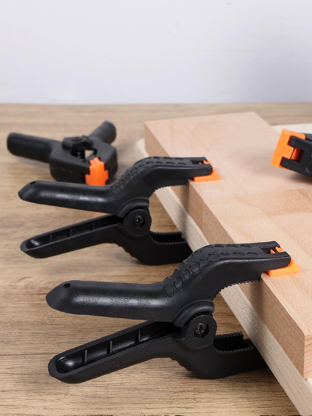 2 Pack Plastic Spring Clamps, 3.5inch Small Heavy Duty Clips for Crafts, Backdrop Stand