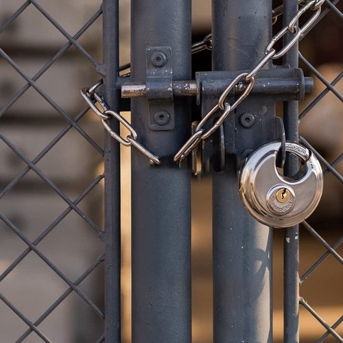 CINCINNO Keyed Alike Discus Padlock, Stainless Steel Storage Unit Lock,2-3/4 in.Wide,3/8 in. Diameter Shackle, Disc Locks for Sheds, Garages and Fence，2Pack