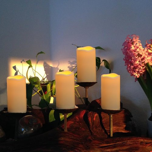 Biyanuo 2PACK Outdoor Plastic flameless Candles with Remote Control and Timer, LED Flickering Battery Operated Electric Pillar Candles (D3 xH5.5) for Camping, Weddings, Home Decoration