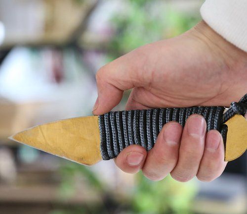 Konload Grafting Knife for Fruit Tree Kiridashi Knife-HSS M42-HRC66-69 Singe Bevel Grafting Tools for Budding Bonsai-Garden Tools