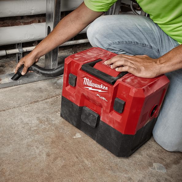 Milwaukee M12 Fuel 1.6 Gallon Wet/Dry Vacuum Cleaner 3-in-1 Tool