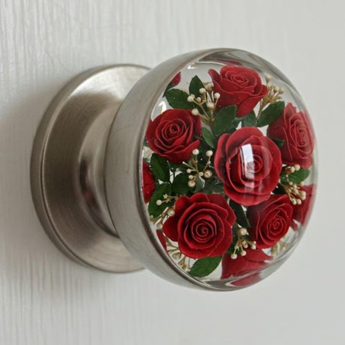 Unique Decorative Door Handle, Animal Crystal Door Handle, Retro Round Resin Epoxy Flower Knob, Floral Designs, Artistic Unique Knob for Modern/Classic Bedrooms, Nature-Themed Home Decor(Daisy)