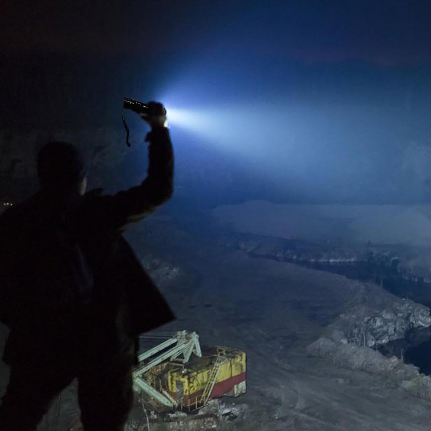 Gootatic Voltguard V95 Stun Torch, Gootatic Stun Flashlight, 2025 The Ultimate Survival Flashlight, USB, for Home, Camping, Fishing, Car Essentials and Survival Kits (1pc)