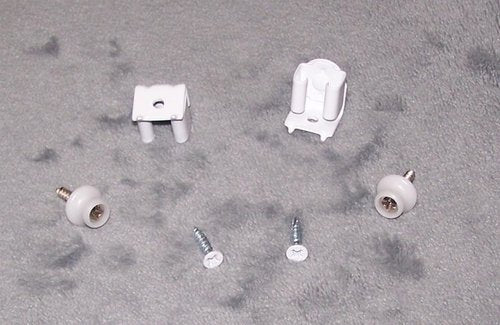 Plantation Shutter Catch/White
