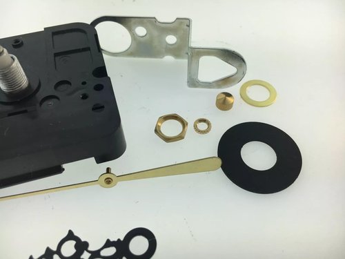 Takane Quartz Clock Movement Kit, 5/8 inch Shaft, Black Fancy Hands, Fits 1/4 inch Dial