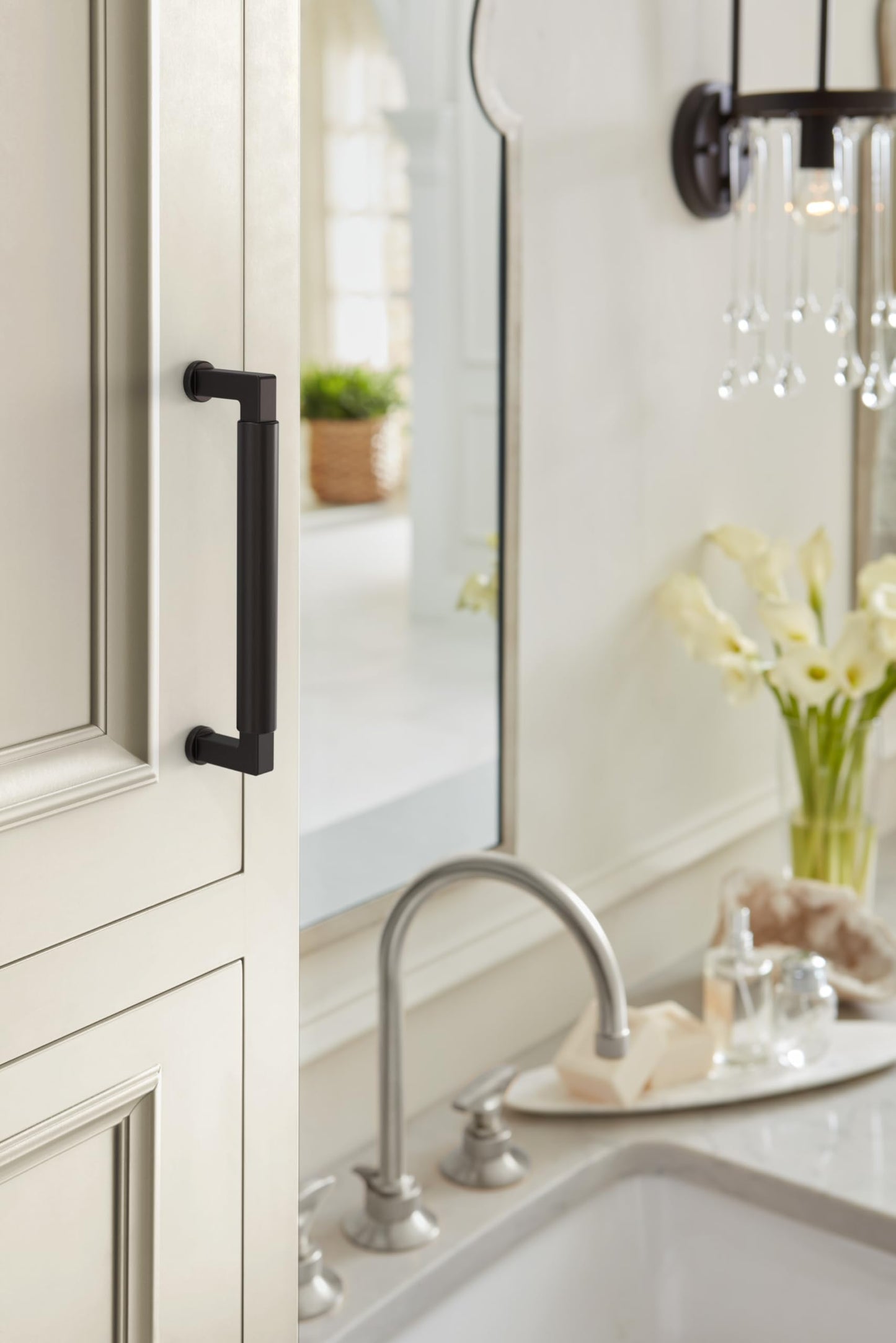 Amerock Balon 5-1/16 inch (128 mm) Center-to-Center Oil-Rubbed Bronze Cabinet Pull, BP37484ORB