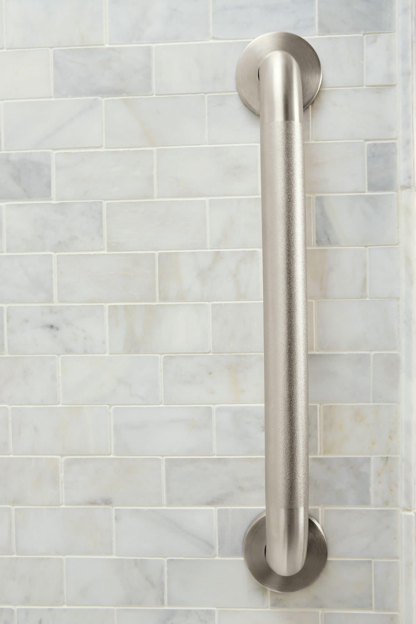 Moen Home Care Bathroom Safety 24 Inch Stainless Steel Handicap Grab Bar for Bathtub and Shower, Slip Resistant Peened Texture, Elderly Assistance Product, Polished Brass, R8724P