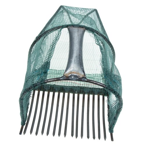GAROZATION Blueberry Picker Tool Handle Ergonomic Berry Picking Device for Efficient Blueberry Harvesting Lightweight Fruit Picker Basket for Garden and Orchard Use