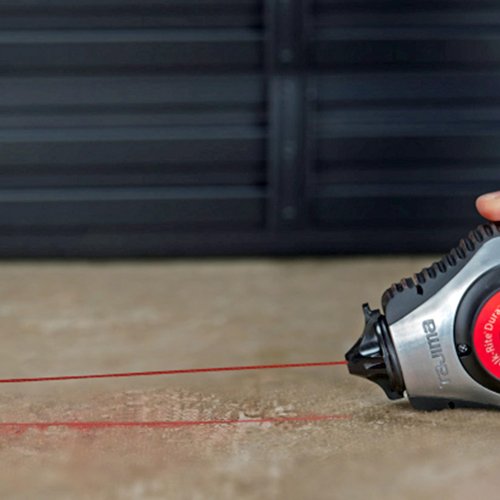 TAJIMA Micro Chalk - Red 32 oz (907g) Ultra-Fine Snap-Line Chalk with Durable Bottle & Easy-Fill Nozzle - PLC2-R900