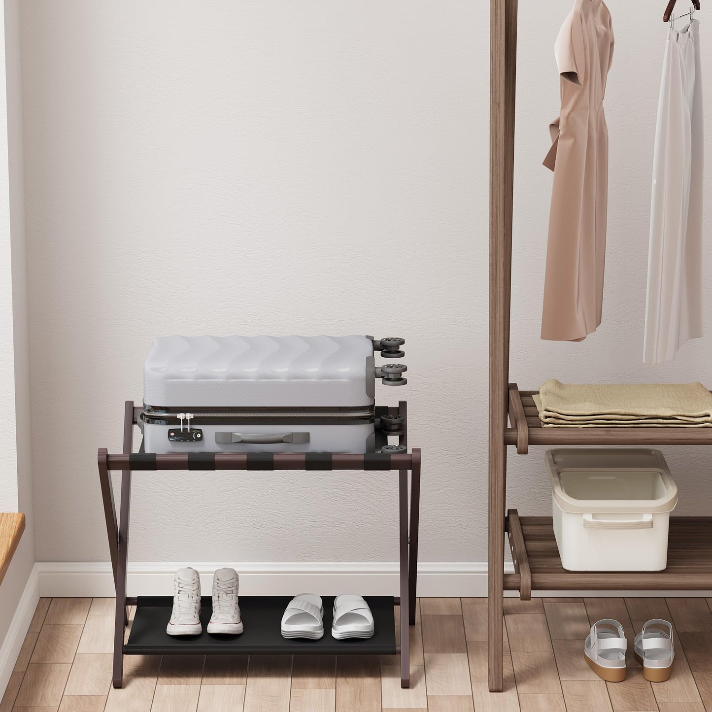 Smuxee Brown Bamboo Luggage Rack for Guest Room, Foldable Suitcase Stand with Storage Shelf, Easily Assembled Luggage Stand with 5 Nylon Straps for Guest Room Bedroom Hotel
