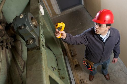 Fluke 62 Max+ Infrared Thermometer (Not for human temp), -20 to +1202 Degree F Range, LCD