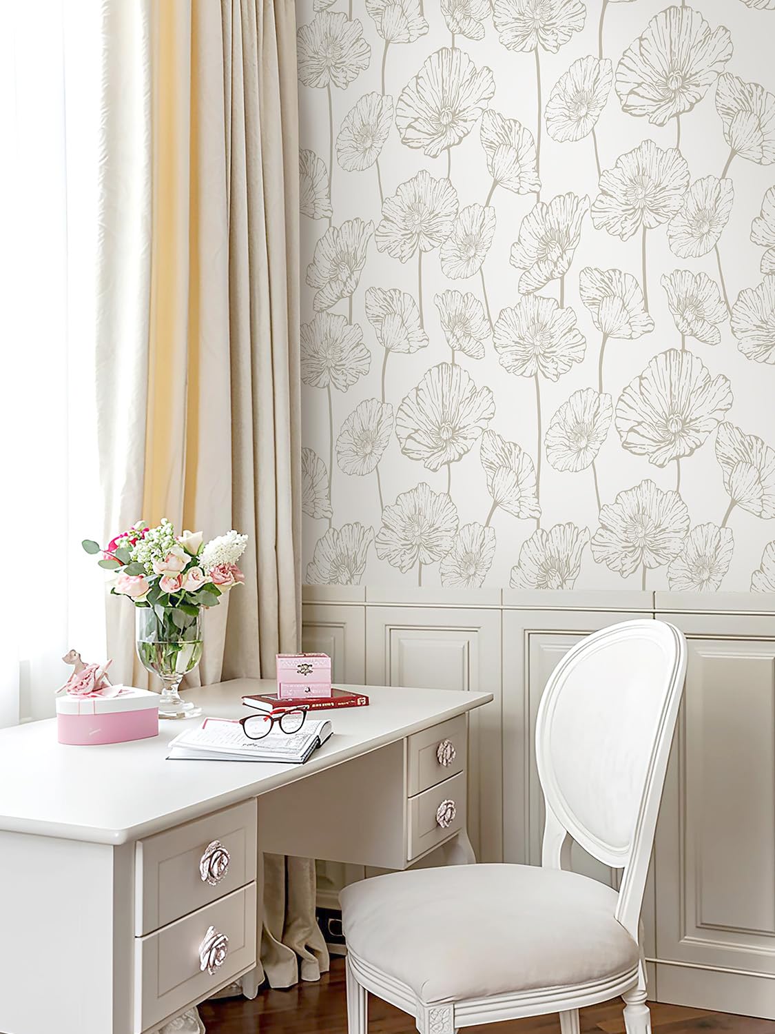 Orainege Peel and Stick Wallpaper Beige and White Floral Wallpaper 17.3inx118.1in Self Adhesive Contact Paper Removable Decorative Wall Paper for Bedroom Bathroom Cabinets Decor Vinyl