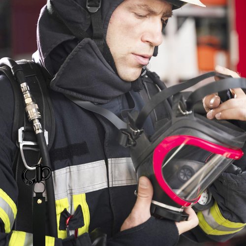 Scba Mask Quick Release Clip with Leather Handle, Firefighter Accessories Tools for Quick Release, Marine Grade 316 Stainless Steel Quick Release Clip Snap Shackle for Sailboat, Rigging (2PCS)
