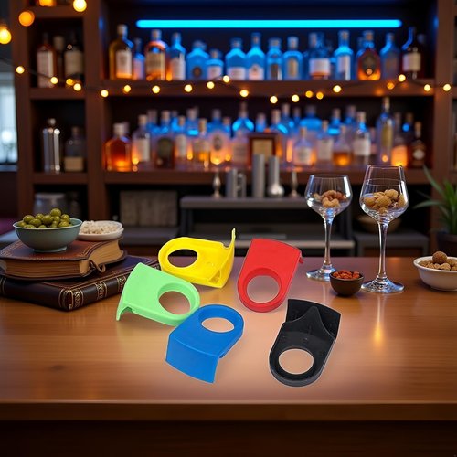 5Pcs Random Colors Beer Snap Plastic Drinking Clips Bottle Buckle Application: Bar Mini Beer Bottle Holder Clips Wine Cocktail Goblet Glass Birthday Wedding Party Holders and Dispensers