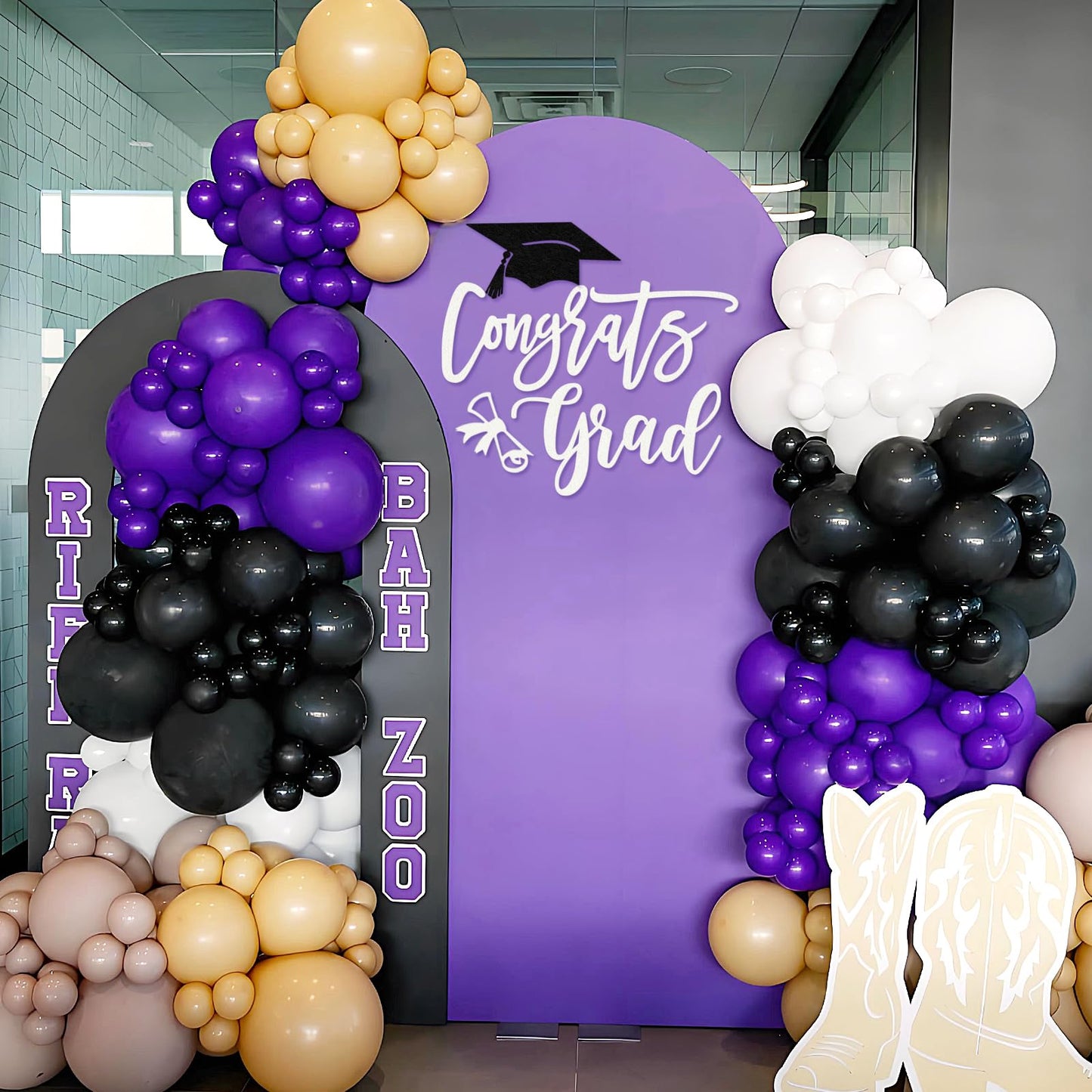 MASTRON Congrats Grad Deal Sign for Backdrop - White Felt Graduation Party Sign Class of 2026 Balloon Arch Backdrop, High School Event Deal Decor, College Commencement Sign