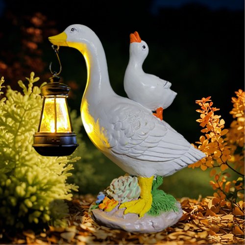 QCF Solar Garden Porch Goose Statues Decor,Outdoor Resin Figurines Light for Yard Patio Lawn,Garden Decorations Gifts for Mom