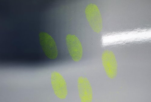 Red Fluorescent Fingerprint Powder, 30ml Capacity, Forensic Detection Kit (Yellow Fluorescent Fingerprint Powder)