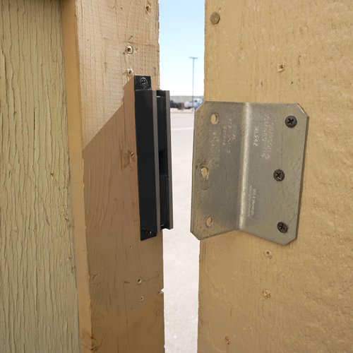Master Magnetics AM3/RM100C Magnet Catch, Industrial Type with Mounting Holes Powder Coated Black, 6" Length, 0.75" Width, 1.062" Height, 100 Pounds