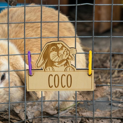 callie Personalized Rabbit Name Plates Sign, Custom 3.94'' × 4.33'' Wooden Rabbit Cage Tag with Hanging Loops and Engraved Name Cage, Birthday Gift for Pet Rabbit Owners