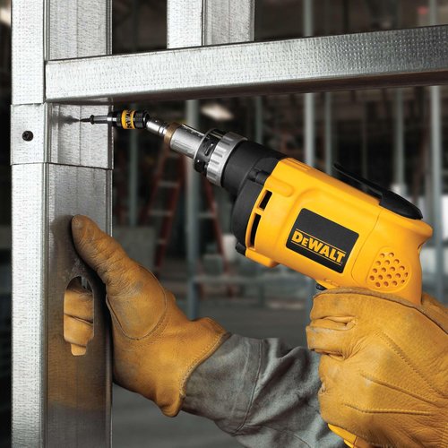 DEWALT Pivoting Impact Driver Bit Tip Holder with Ring (DWPVTHLD)
