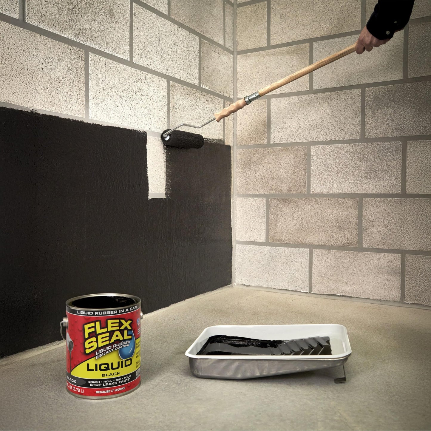 Flex Seal Liquid, Rubber Coating Sealant, Waterproof, Flexible, Breathable, and UV Resistant, Roof Repair, Basements, RV, Campers, Trailers, Marine, EPDM, Masonry, Black, 32 oz